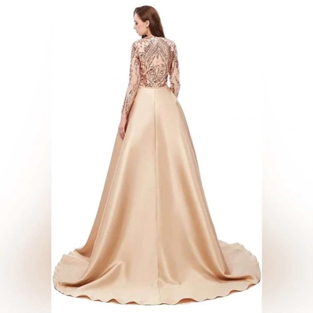 Two piece formal gold dress - Picture 4 of 9